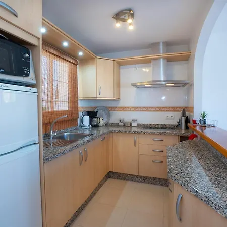 Penthouse Gaviotas Ii-2e Menyber Апартаменти Нерха